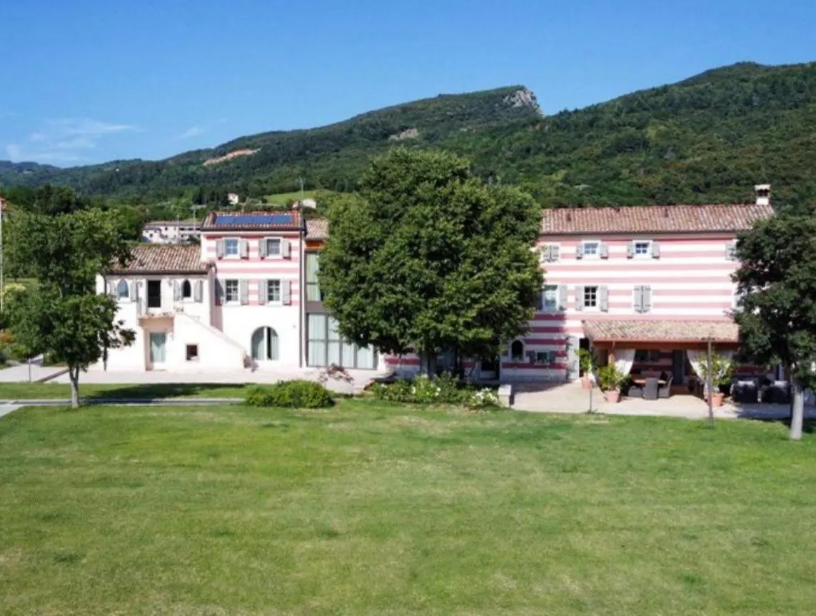 Tenuta Campetti Rooms Caprino Veronese Guest house