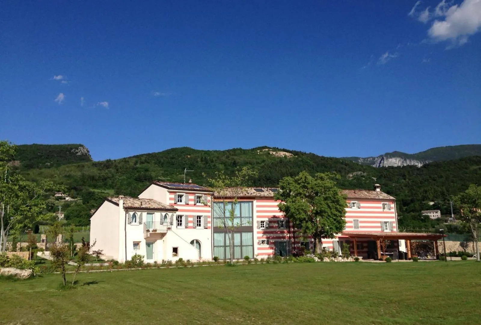 Tenuta Campetti Rooms Caprino Veronese Italy